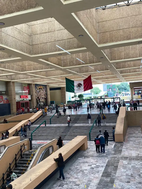 Entrada del Centro Médico